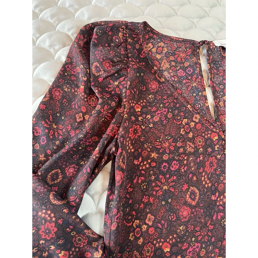 Allison Joy Evereve Tessa V Neck Puff Blouse Size XS Burgundy Autumn Moody - Picture 2 of 8